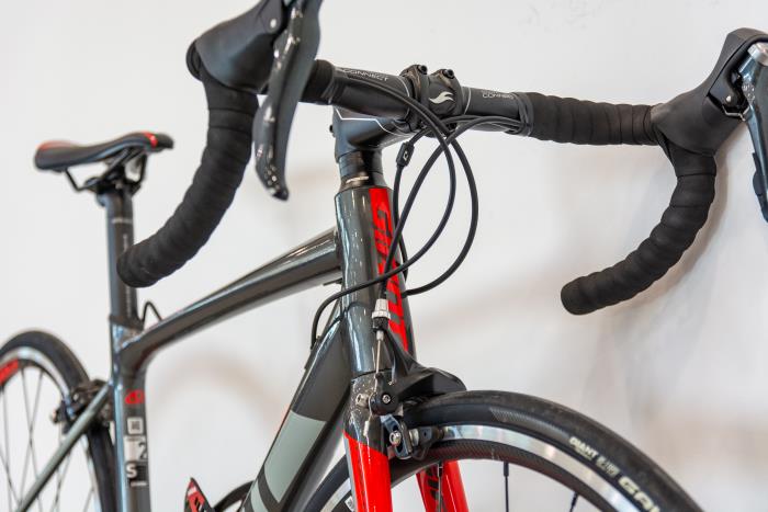 Bici da corsa usata Giant Contend SL - taglia S