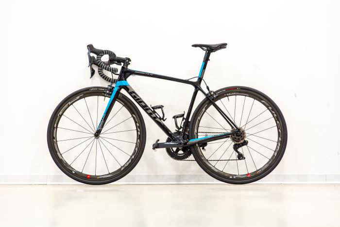 Bici da corsa usata Pinarello Dogma UD 60 Carbon