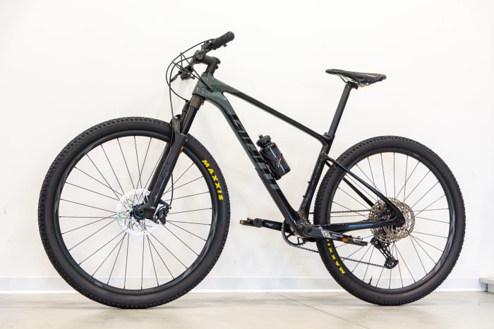 MTB usata Giant XTC IN ALLESTIMENTO