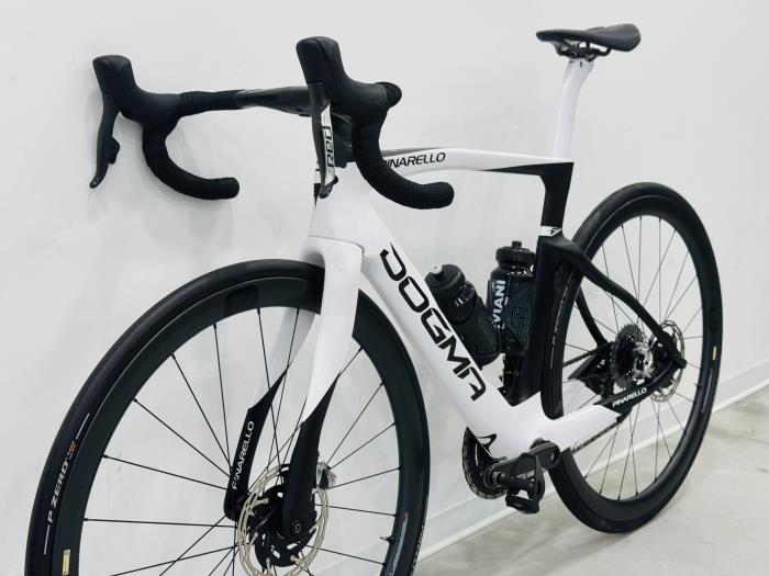 Bici da corsa usata Pinarello Dogma F Sram Red AXS
