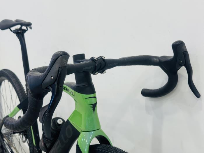 Pinarello Grevil F7 Campagnolo Ekar