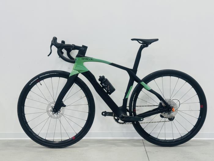 Pinarello Grevil F7 Campagnolo Ekar