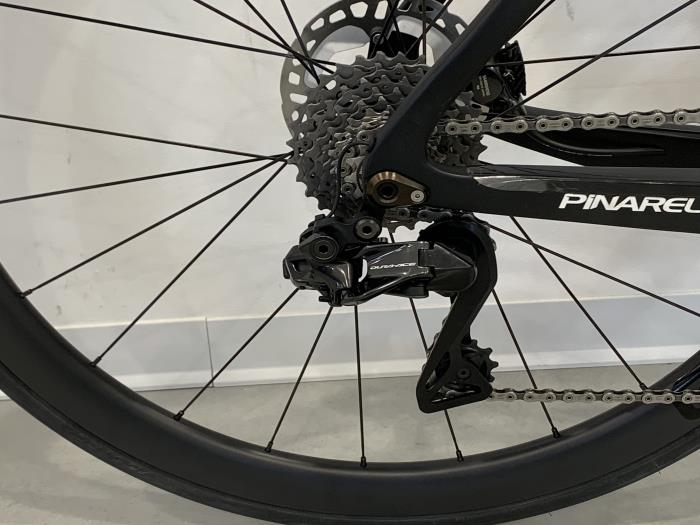 Bici da corsa usata Pinarello Dogma F12 Disc Dura-Ace Di2 12v
