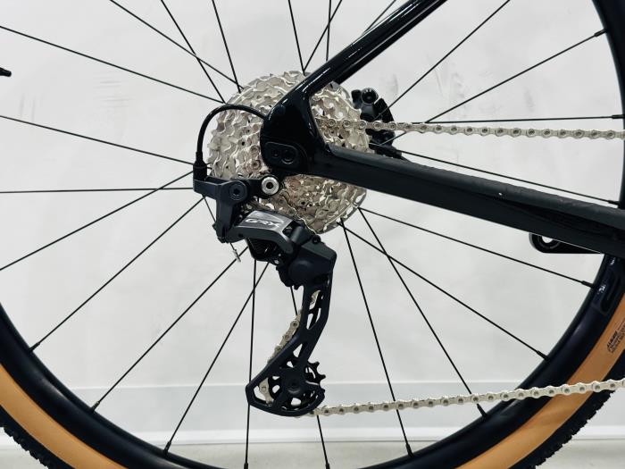Bici Gravel Revolt Advanced 2 