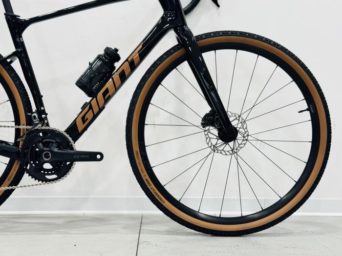 Bici Gravel Revolt Advanced 2 