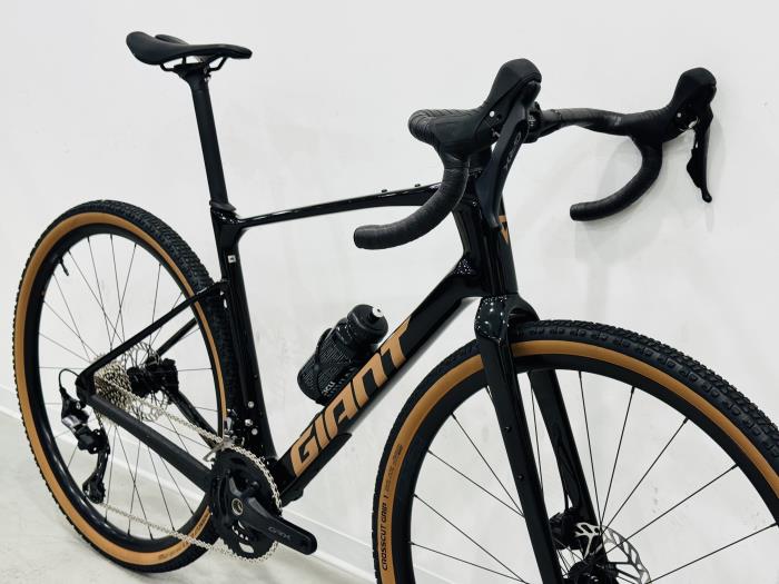 Bici Gravel Revolt Advanced 2 