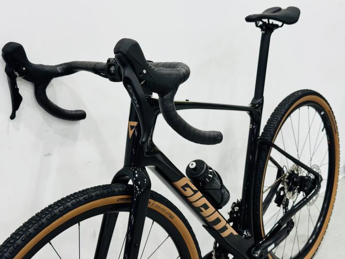 Bici Gravel Revolt Advanced 2 