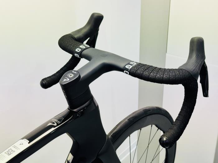 Bici Corsa Pinarello Dogma F my26 Black on Black