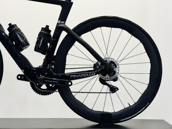 Bici Corsa Pinarello Dogma F my26 Black on Black