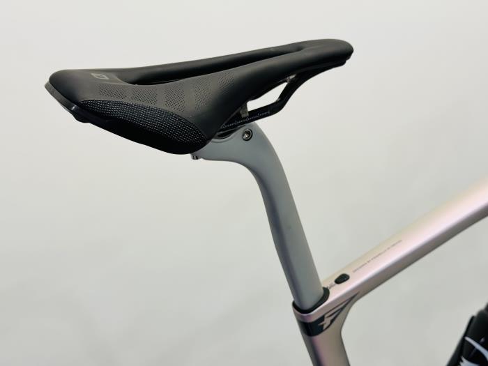 Bici Gravel Pinarello Dogma GR