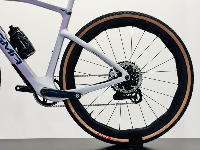 Bici Gravel Pinarello Dogma GR