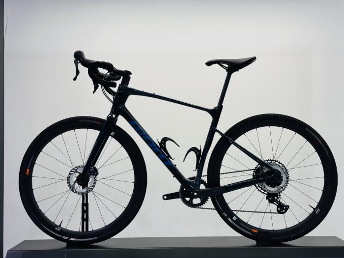 Bici Gravel Usata Giant Revolt Advanced 