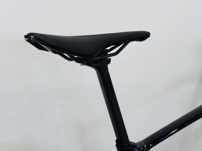 Bici Gravel Giant Revolt Advanced 2 