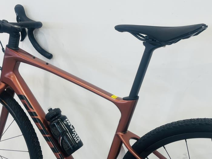 Bici Gravel Giant Revolt Advanced 3 