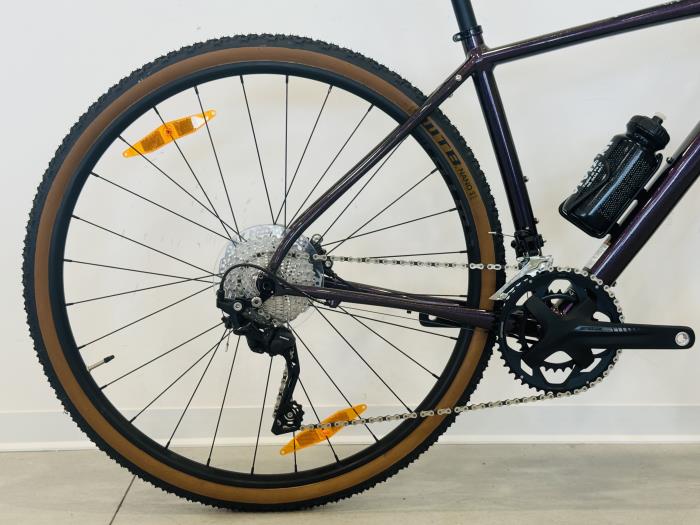 Bici Gravel Topstone 2 Cannondale  Black Cherry