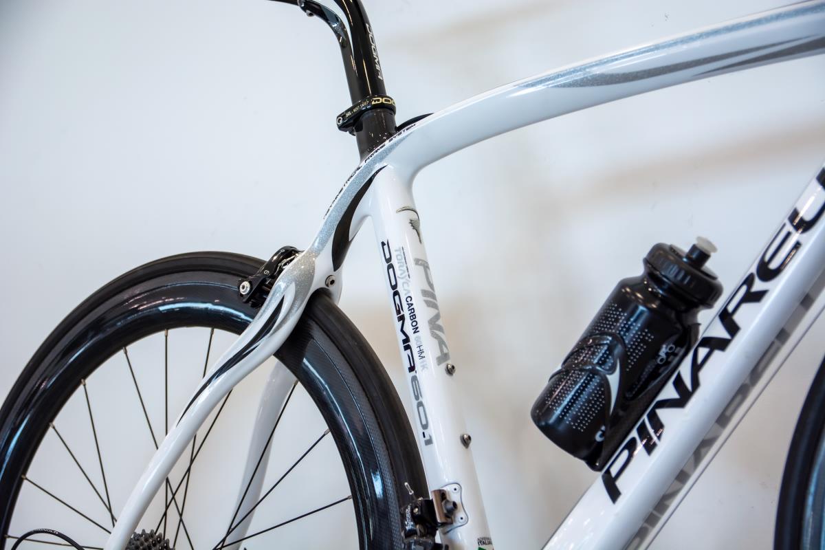 bici pinarello corsa